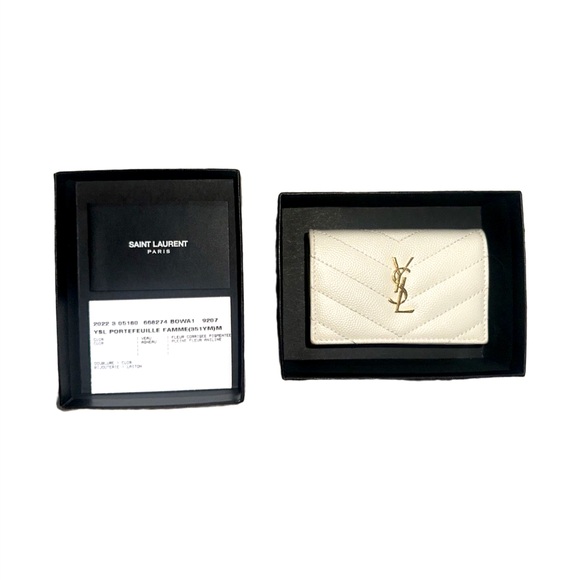 YSL cassandre matelassé envelope wallet | grain de poudre embossed leather - Picture 7 of 10